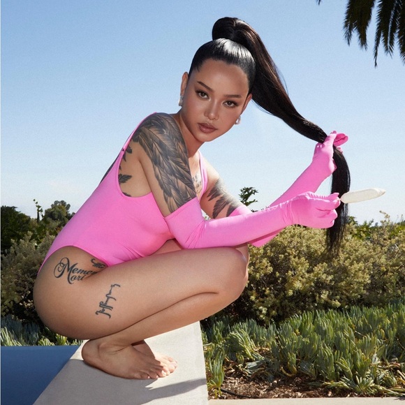 🔥NWT SKIMS Scoop Neck Swimsuit One Piece - Picture 7 of 10